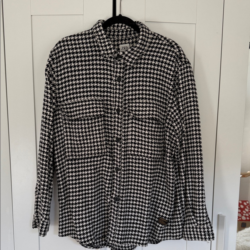 Zara Men's Black and White Checkered Shirt
